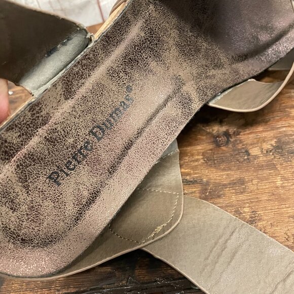 Pierre Dumas Chantal Wedge Sandals - Picture 5 of 8